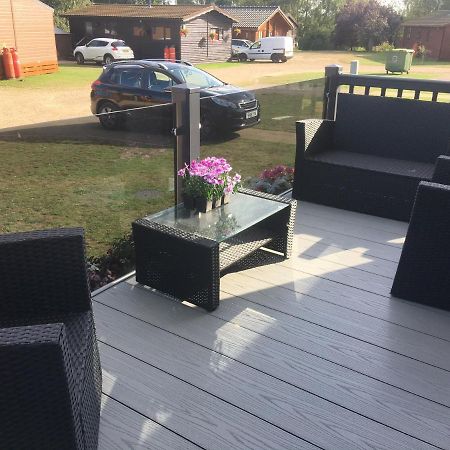 Tattershall Lakes Retreat 3 Bedroom Mini Lodge Waddington  Exteriér fotografie