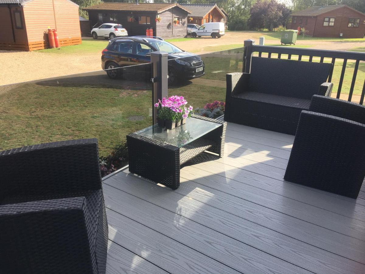Tattershall Lakes Retreat 3 Bedroom Mini Lodge Waddington  Exteriér fotografie